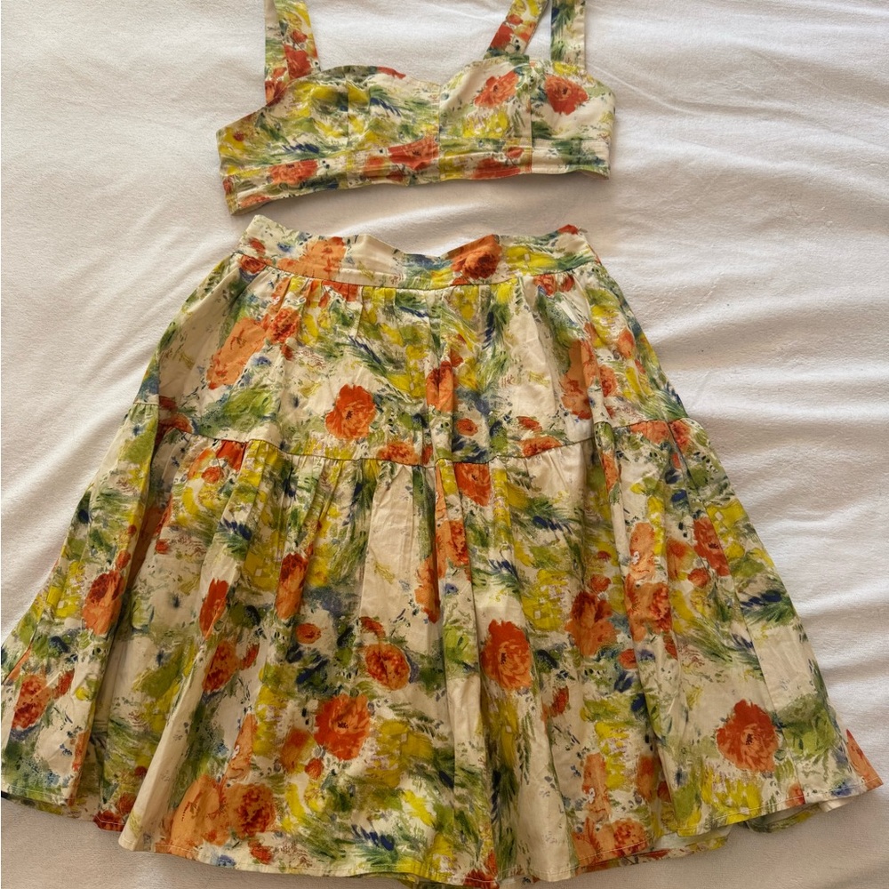 Floral crop top and skirt set
